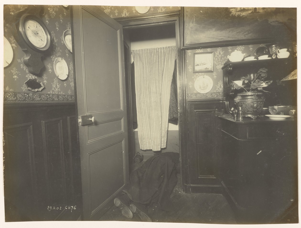 Objevení těla od Alphonse Bertillon