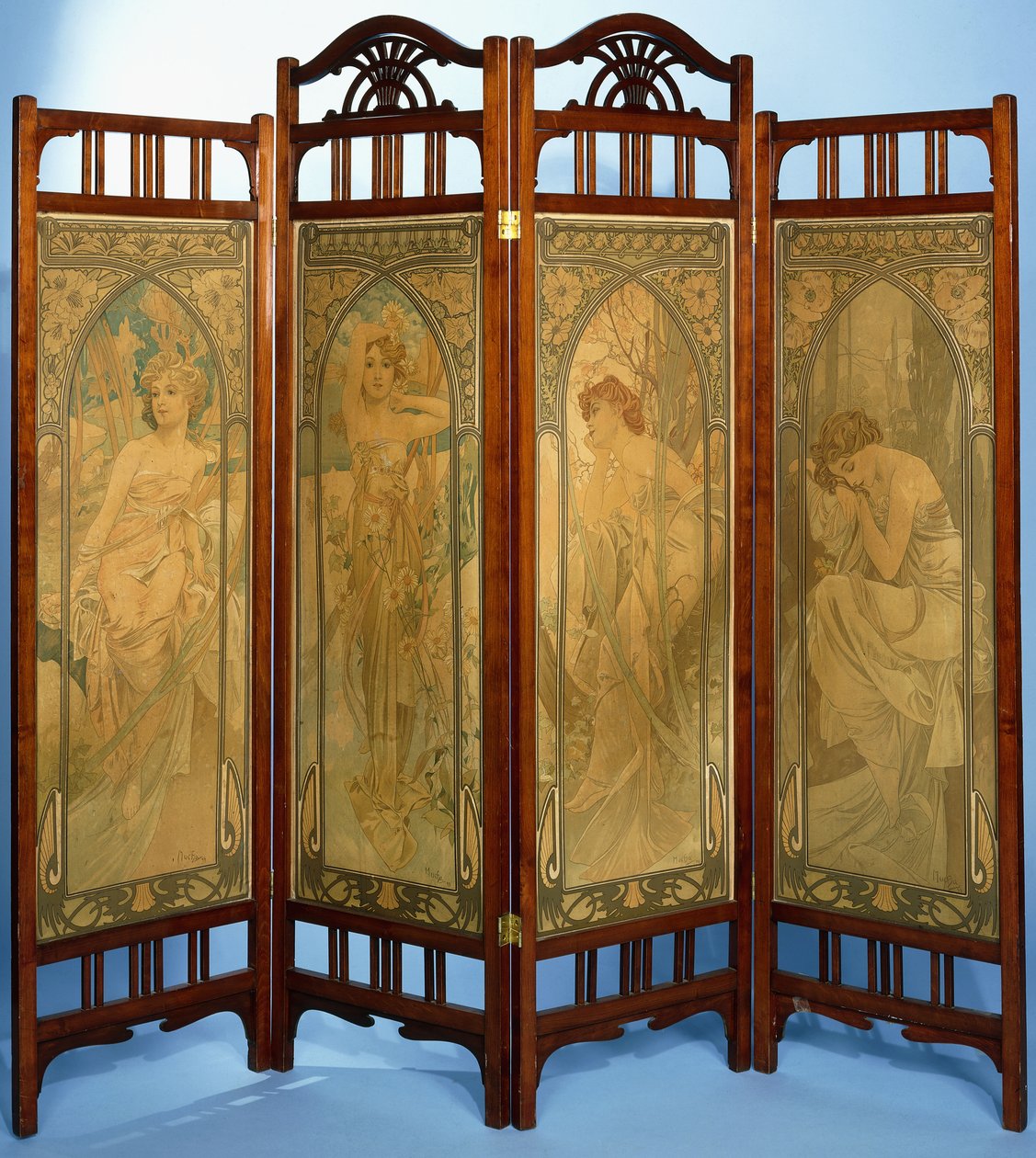 Secesní obrazovka, panely zdobené sérií „Les Heures du Jour“, zahrnující Eveil Matin, Eclat du Jour, Reverie du Soir a Repos de la Nuit, 1899 od Alphonse Mucha
