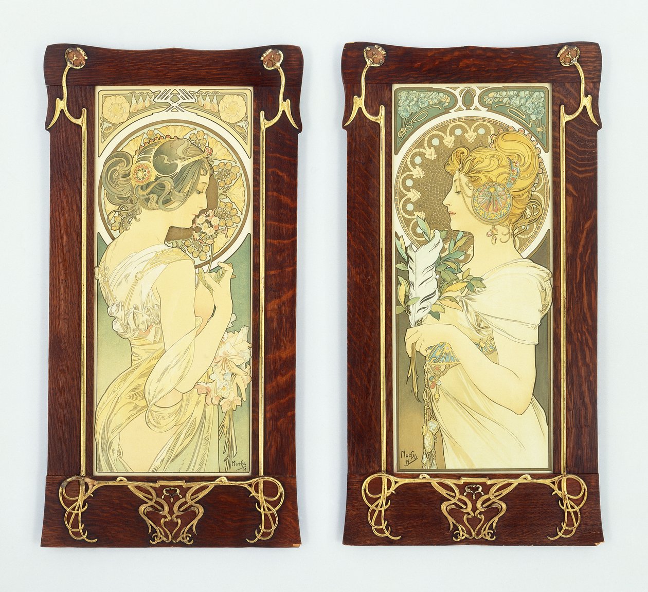 Prvosenka a brk; Jaro a pírko, 1899 od Alphonse Mucha