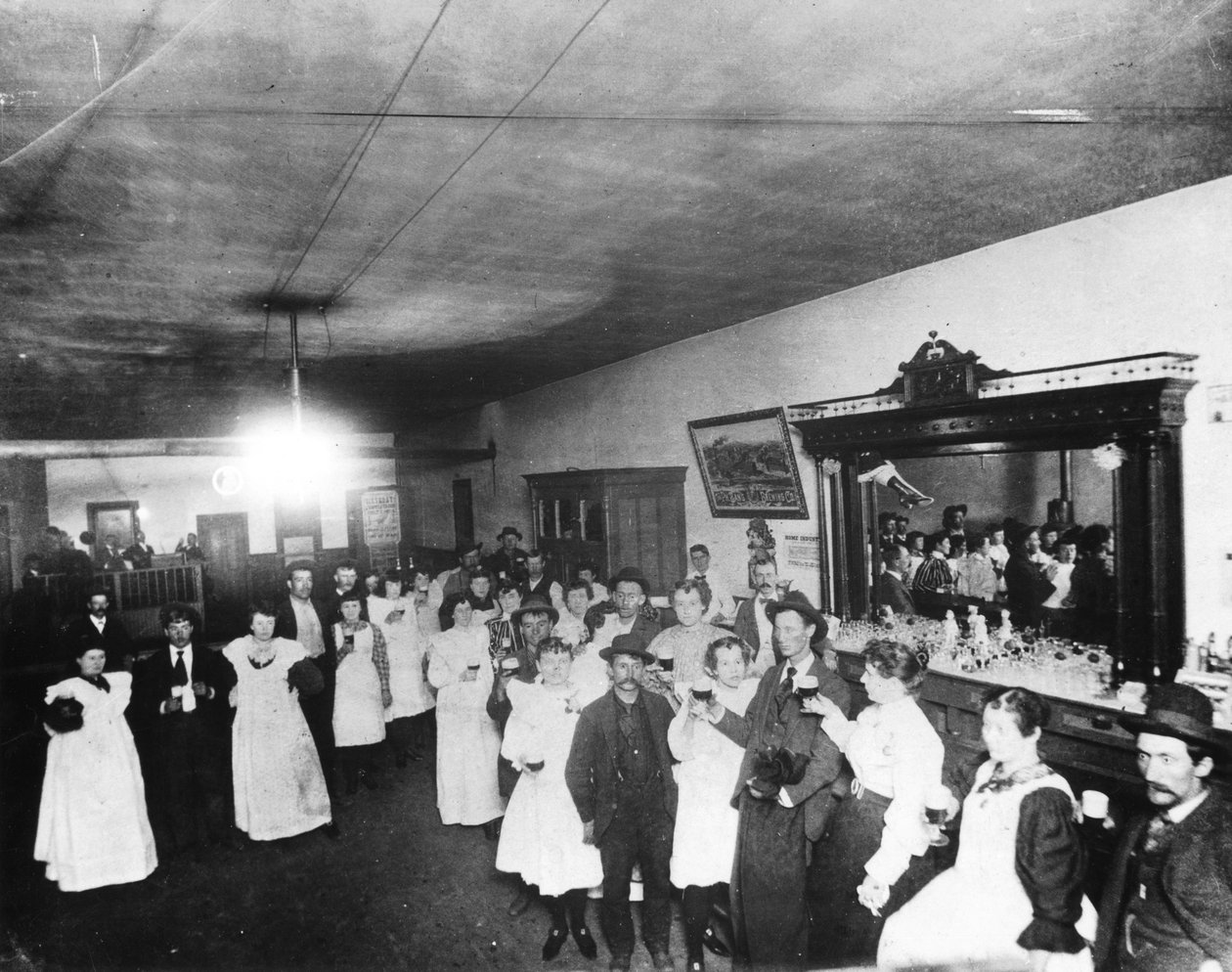 Crapper Jacks Saloon, Cripple Creek, Colorado, kolem roku 1895-99 od American Photographer