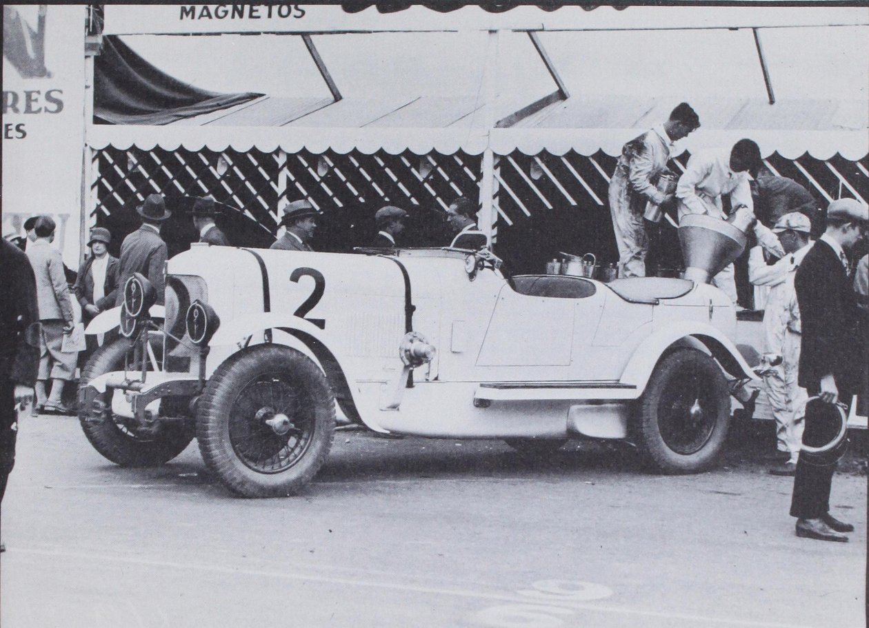 DuPont Motor Cars, 1921 od American Photographer