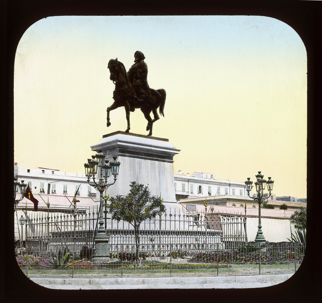 Egypt - Socha Mohammeda Aliho, Alexandrie (skluzavka s lucernou) od American Photographer