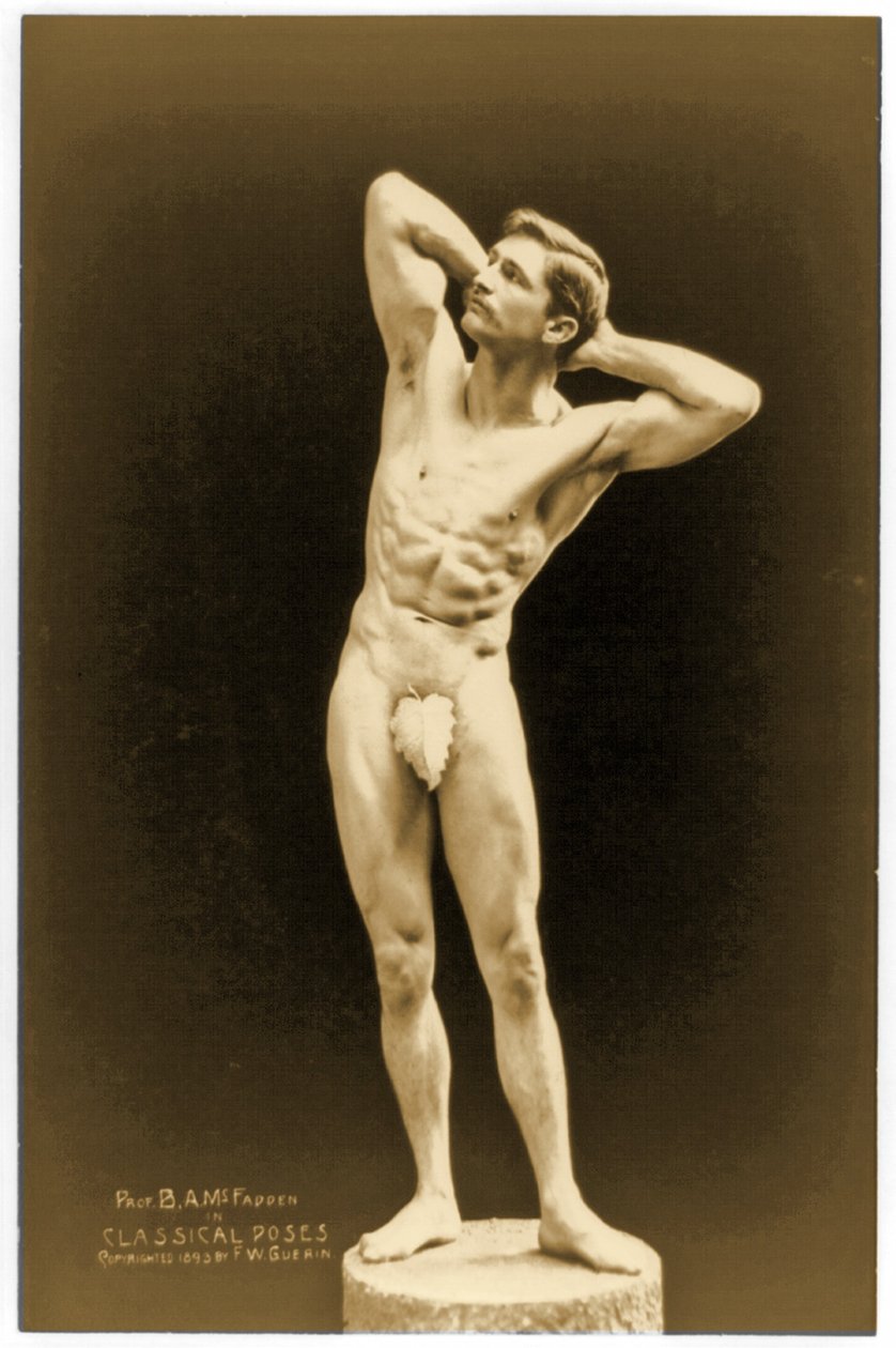 Celovečerní nahý portrét Bernarra Macfaddena, kolem roku 1893 od American Photographer