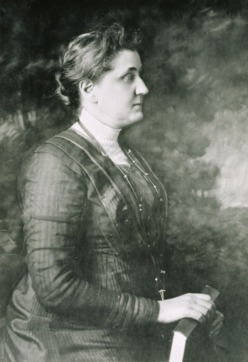 Jane Addams drží knihu, 1913 od American Photographer