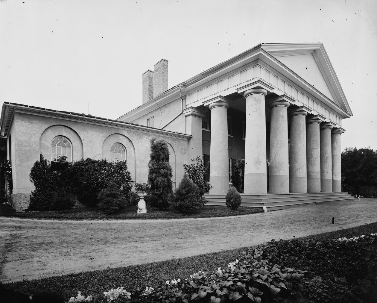 Lee Mansion - exteriér, 1860-80 od American Photographer