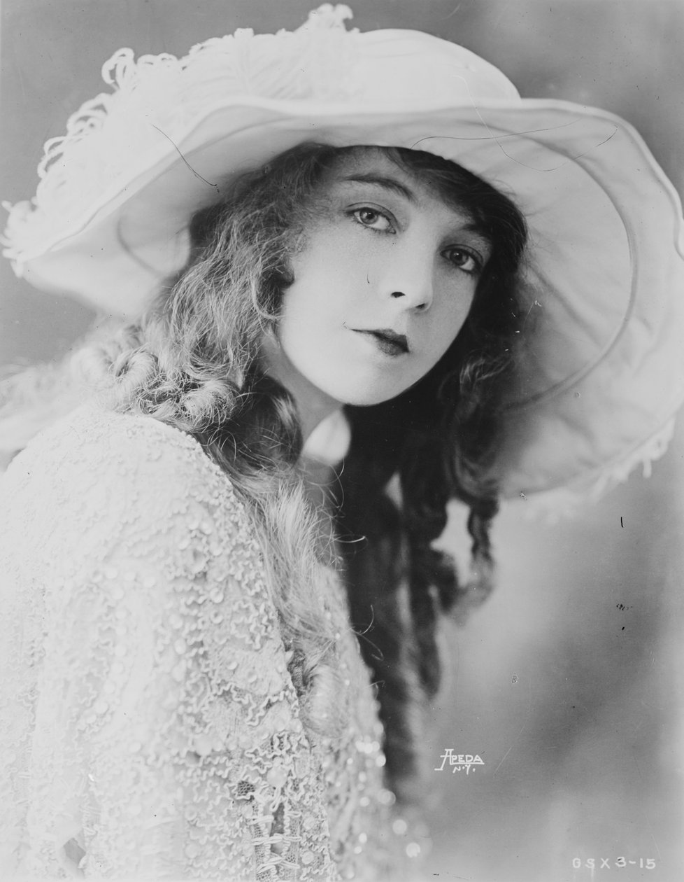 Lillian Gish, 1921 od American Photographer