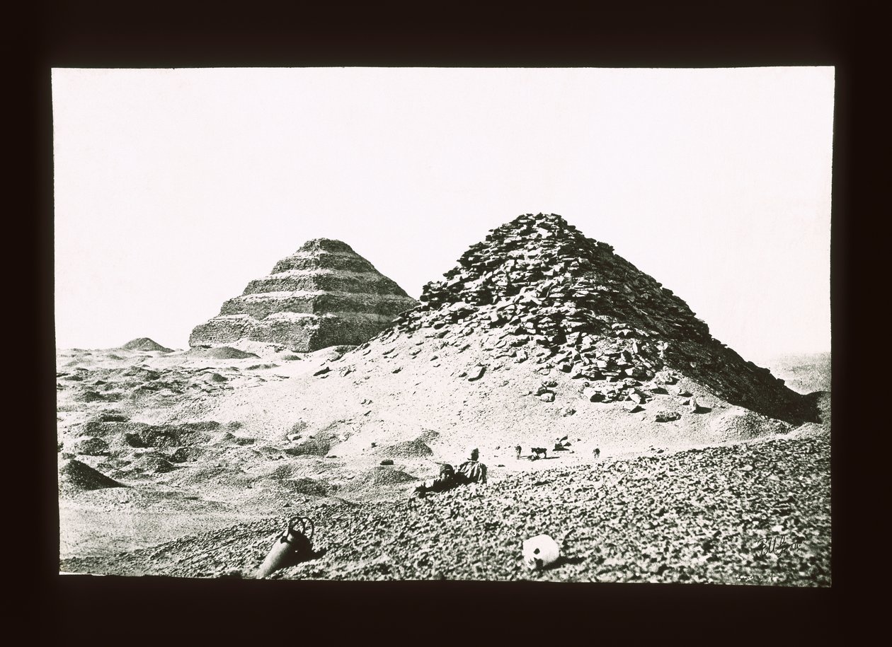 Stupňovitá pyramida, Sakkara, 3. dynastie (skluzavka s lucernou) od American Photographer
