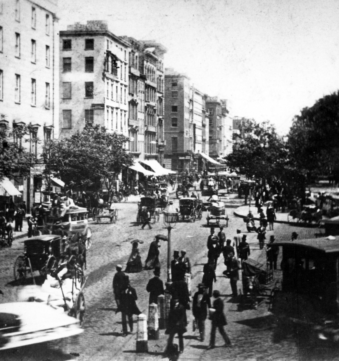 Pohled na Broadway z Barnumova muzea, 60. léta 19. století od American Photographer