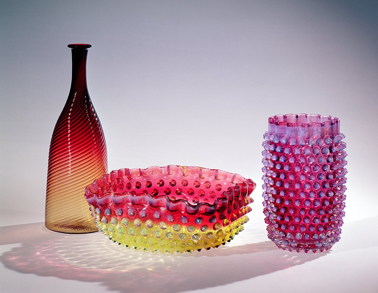 Láhev Amberina, New England Glass Company, 1885 od American School