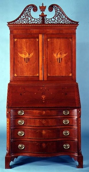Psací stůl a knihovna, třešňové dřevo vykládané mahagonem a světlým a tmavým dřevem, Connecticut nebo Rhode Island, 1790-1810 (třešňové dřevo vykládané mahagonem) od American School
