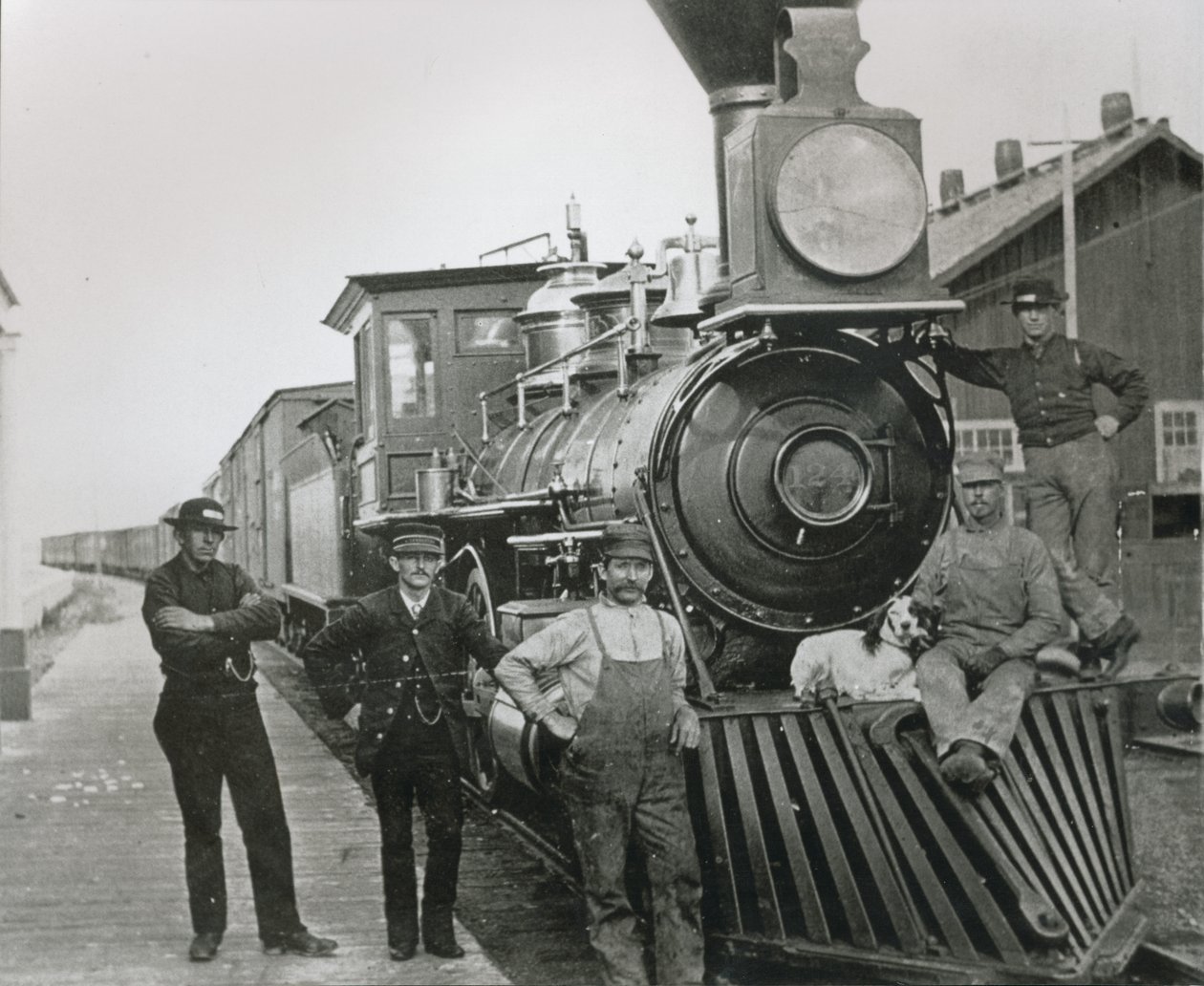 Nákladní vlak Central Pacific Railway s posádkou v Mill City, Nevada od American Photographer