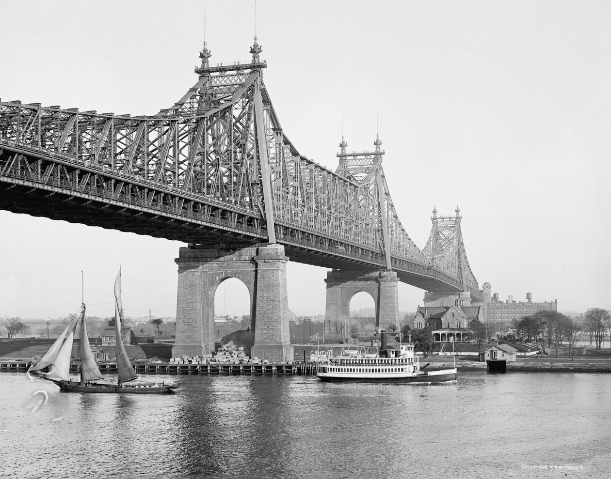 Blackwells Island (tj. Queensboro) Bridge, New York, NY, 1910-20 od American Photographer