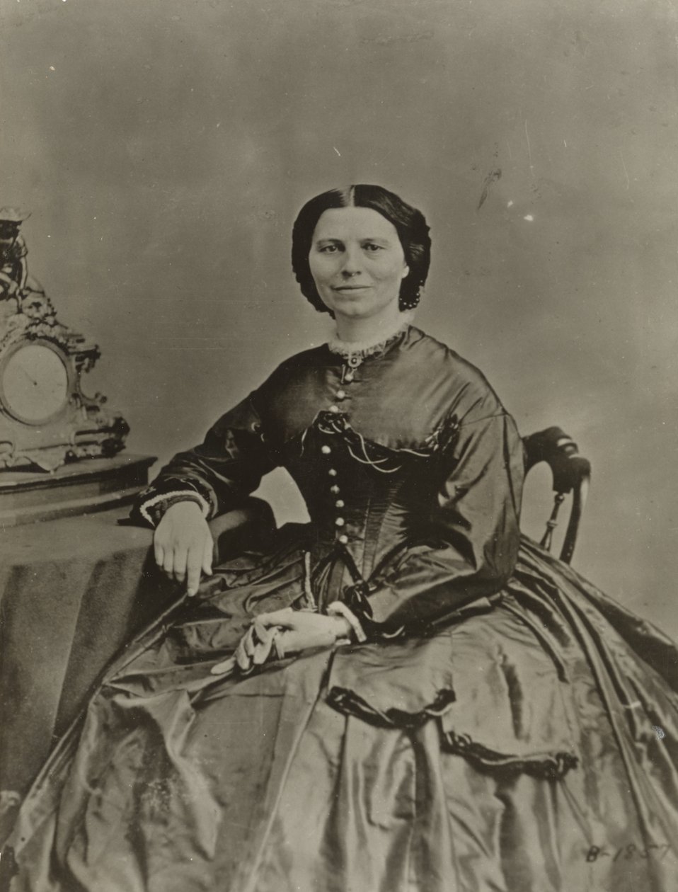 Clara Barton, cca 1865 (černobílá fotografie) od American Photographer