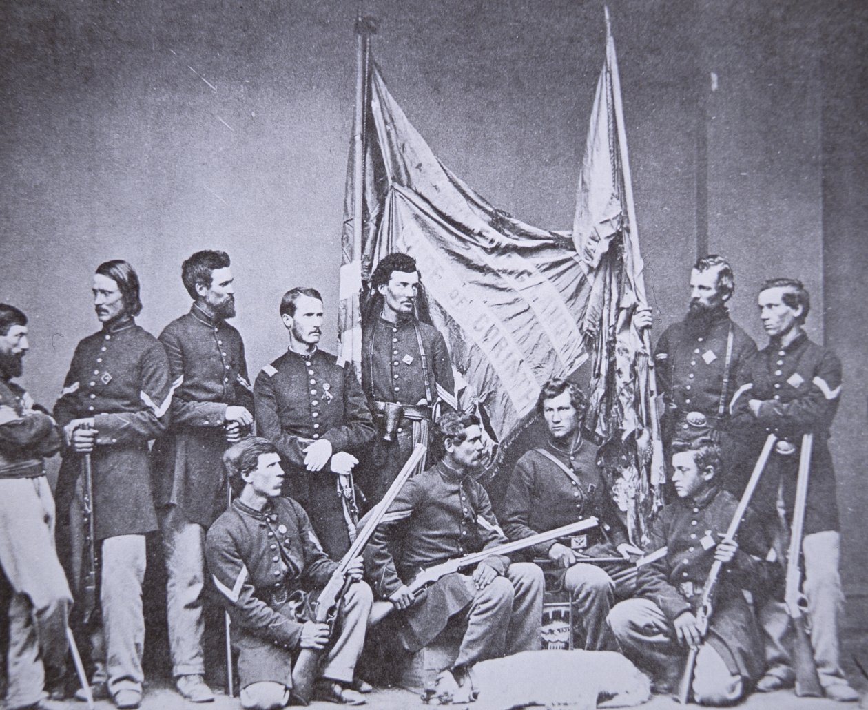 Barevná párty 7. illinoiské pěchoty (černobílá fotografie) od American Photographer