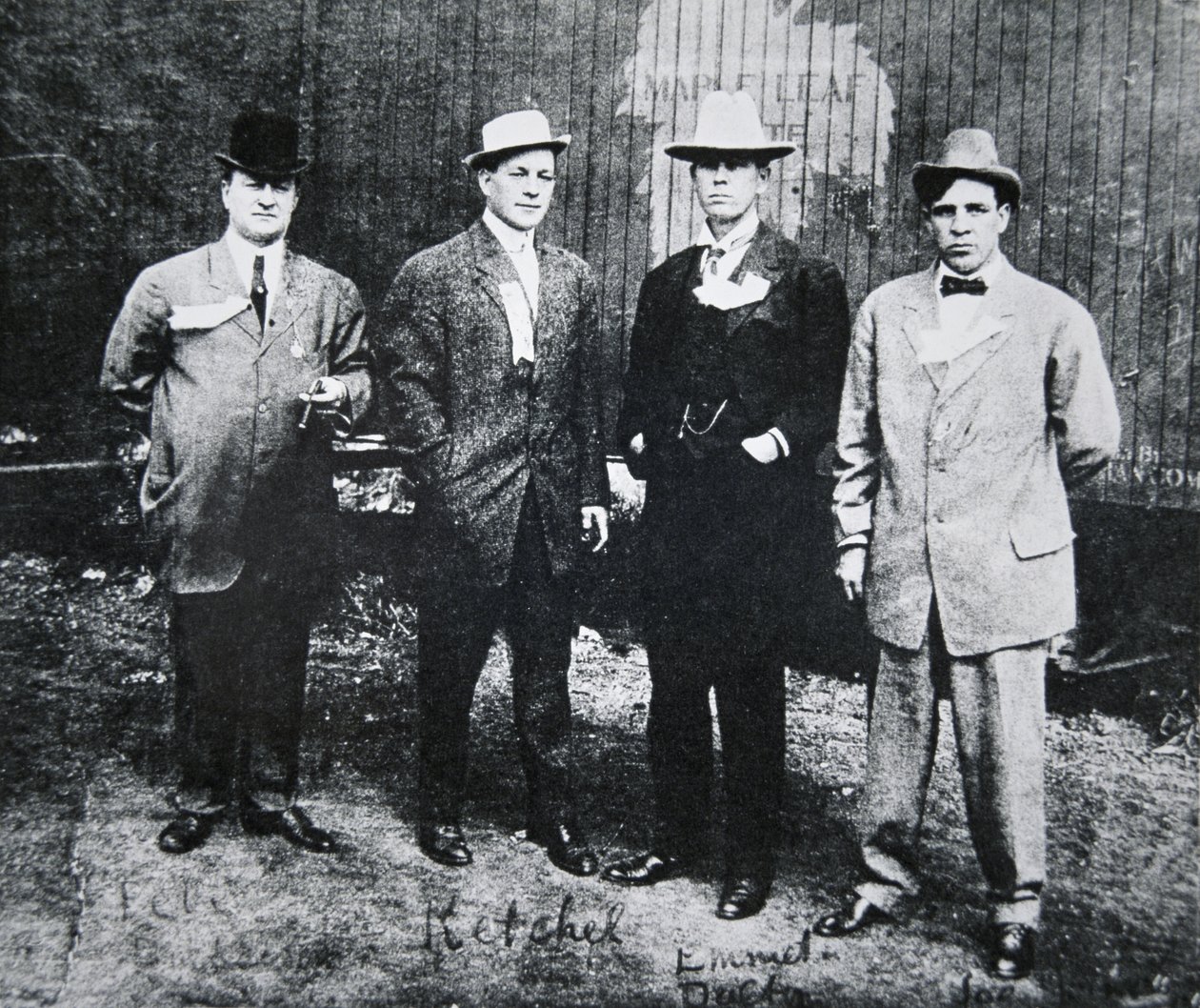 Emmett Dalton (nar. 1871) kolem roku 1909 (černobílá fotografie) od American Photographer