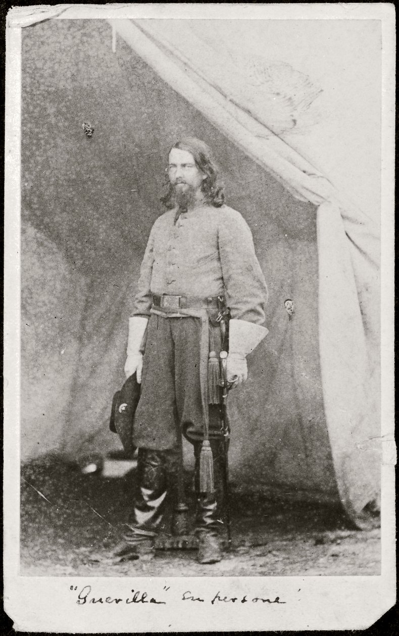 "Guerilla" (čb fotografie) od American Photographer