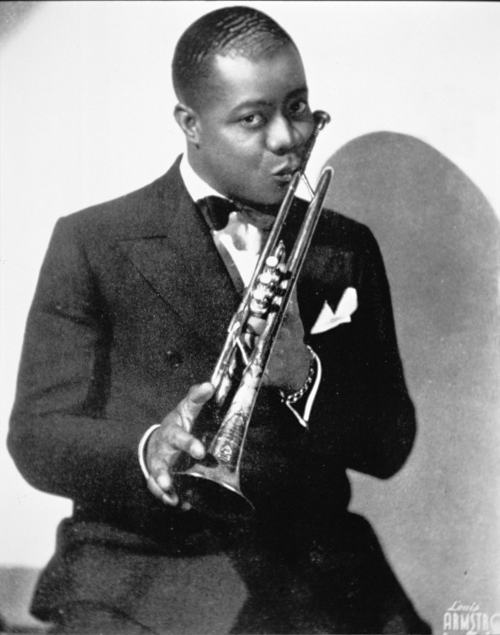 Louis Armstrong (1900-71) kolem roku 1930 (černobílá fotografie) od American Photographer