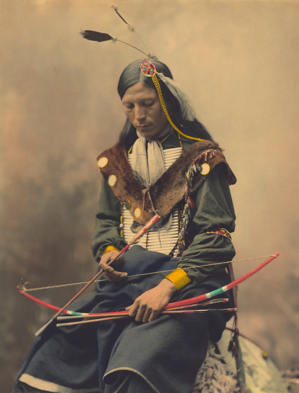 Náhrdelník s podobiznou náčelníka rady Siouxů Oglaly od American Photographer