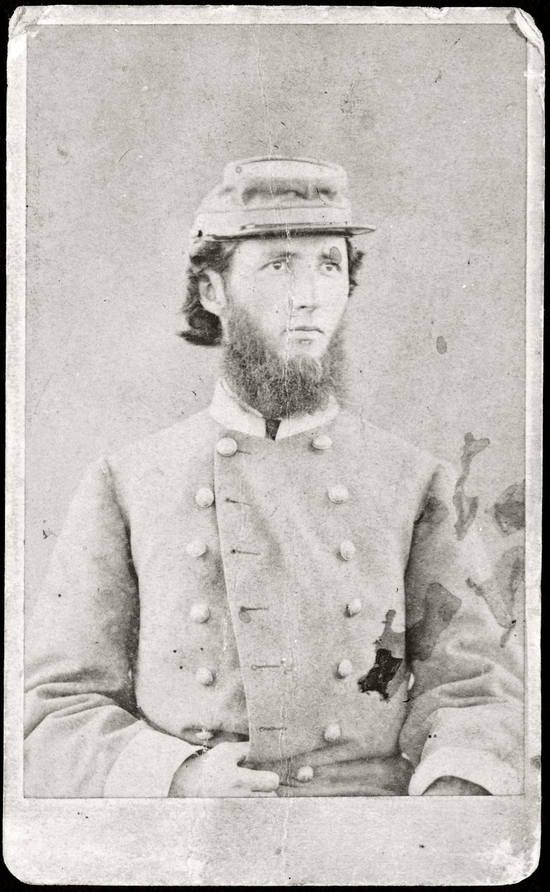 Portrét vojáka (čb fotografie) od American Photographer