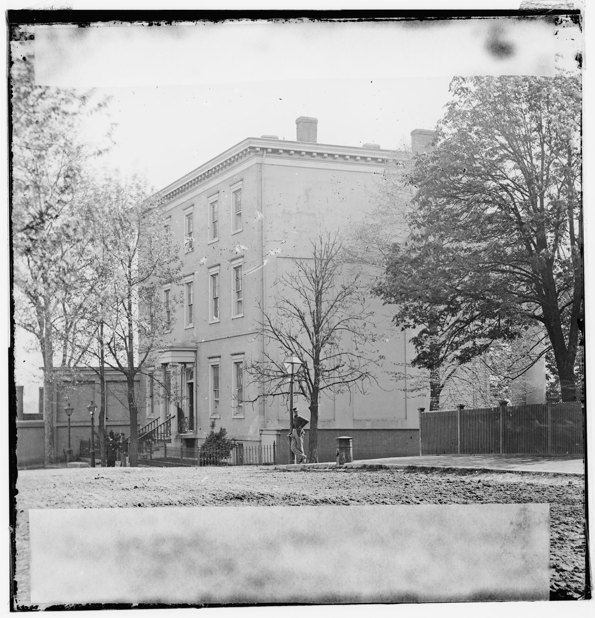 Rezidence Jeffersona Davise (1201 East Clay Street), Richmond, VA od American Photographer