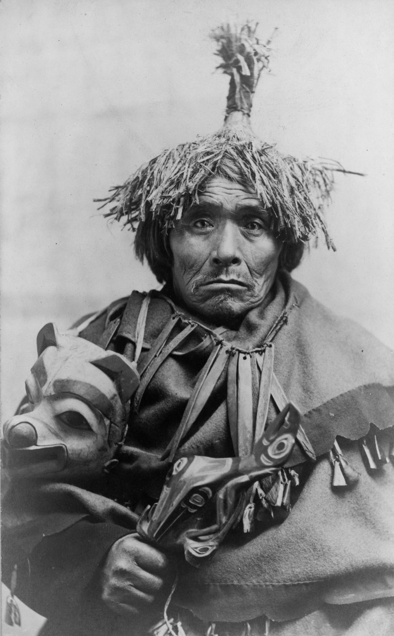 Takovou Indian doctor, Aljaška, č.1899 (b/w fotografie) od American Photographer