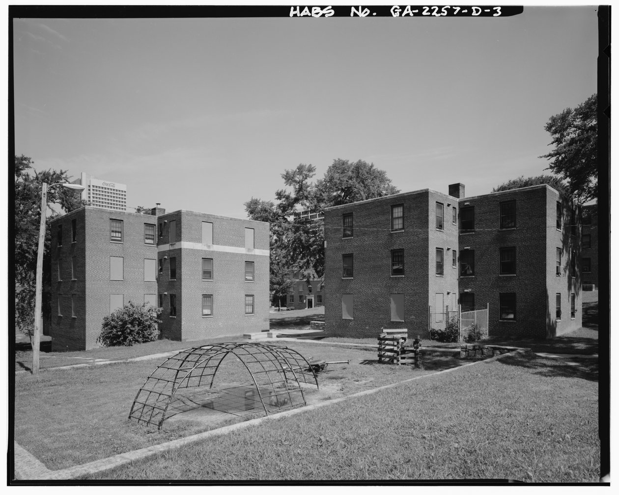 Techwood Homes, budova č. 2, 569-573 Techwood Drive, Atlanta, Fulton County, GA (černobílá fotografie) od American Photographer