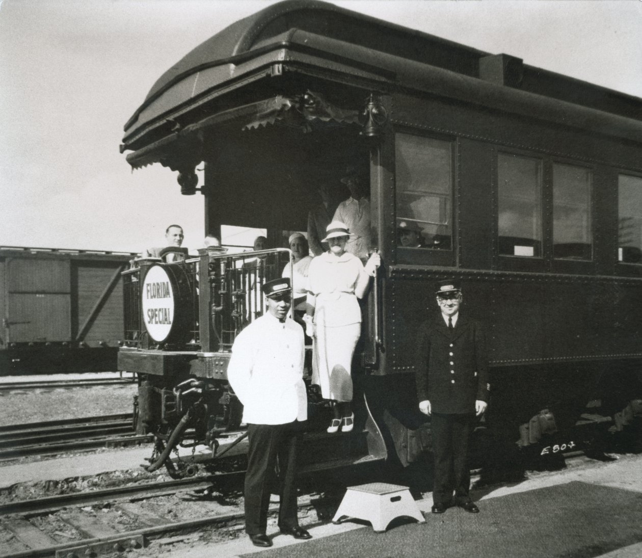 Vyhlídkový vůz celopullmanského luxusního „Florida Special“ z Florida East Coast Railway, New York do Miami od American Photographer