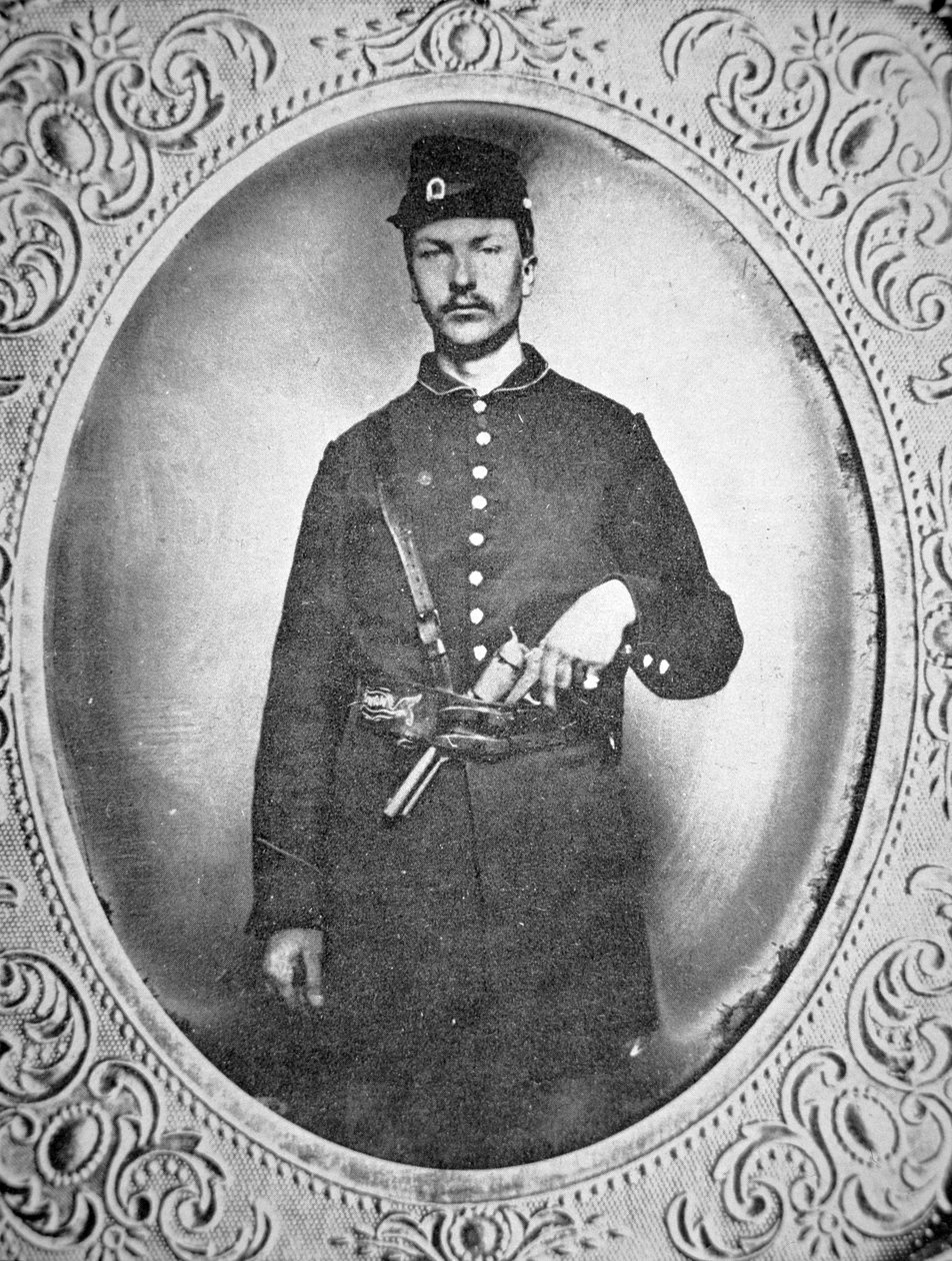 Neznámý voják Unie vyzbrojený revolverem Colt Dragoon (černobílá fotografie) od American Photographer