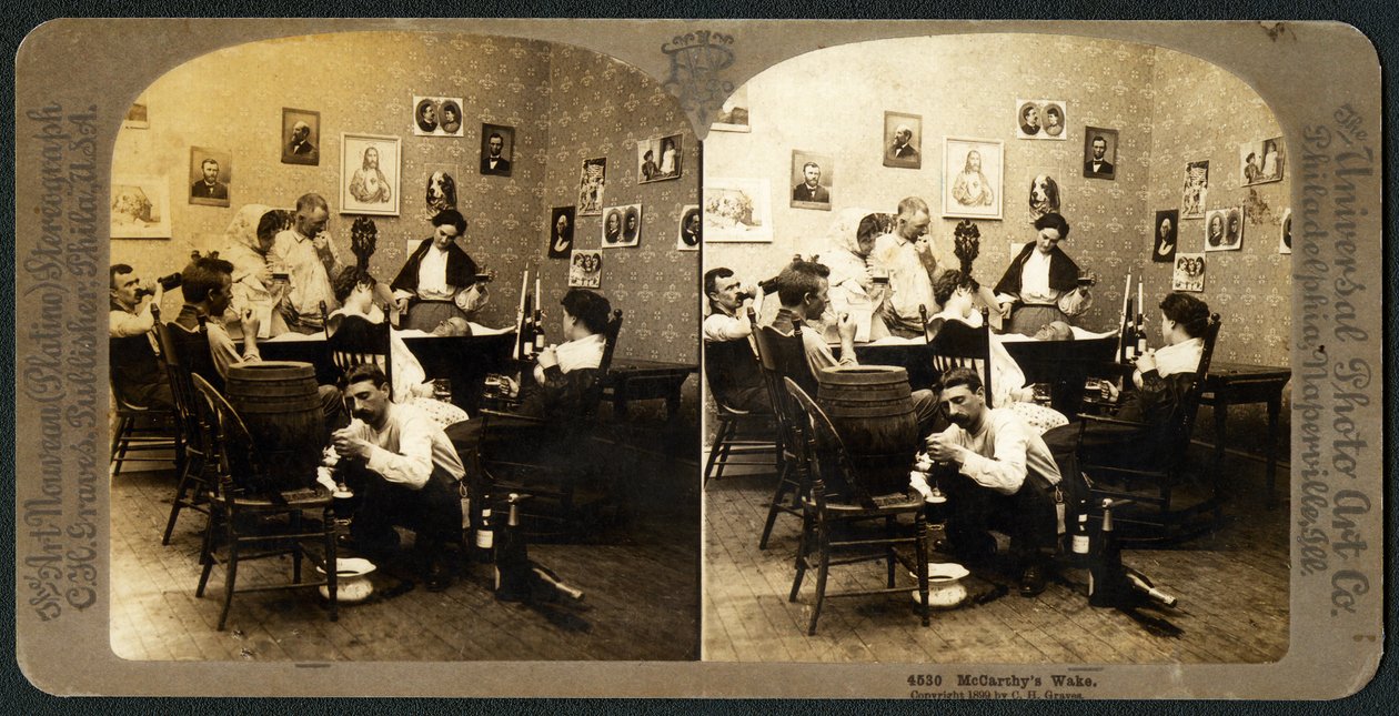McCarthys Wake (část 1), 1899 (stereograf) od American School