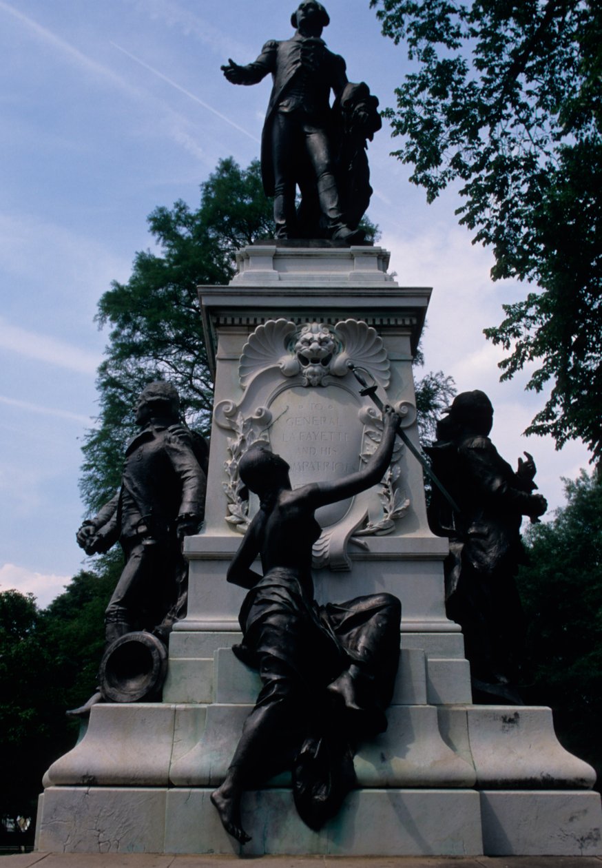 Pamětní socha generála Gilberta de Lafayette, 1891 od American School