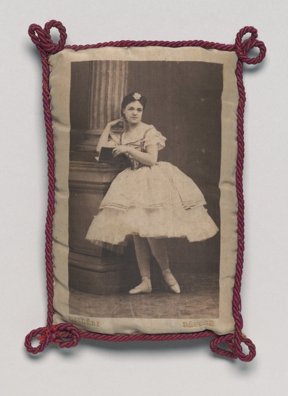 Baletka, asi 1865 (foto) od Andre Adolphe Eugene Disderi