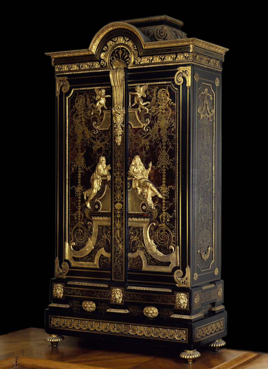 Nábytek ve stylu Ludvíka XIV (1661-1715): skříň zdobí postavy Aspasie a Sokrata vyrobené z dubu, ebenu a zlacení Andre Boulle (1642-1732) Vers 1710 Paris. muzeum Louvre od Andre Charles Boulle