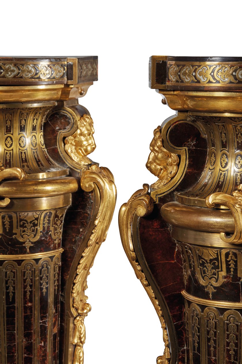 Pár soklů Ludvíka XIV od Andre Charles Boulle