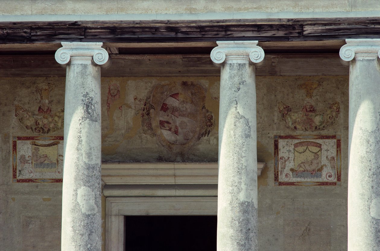 Jónské sloupy z portiku, který v letech 1554-63 postavil Andrea Palladio (1508-80) od Andrea Palladio