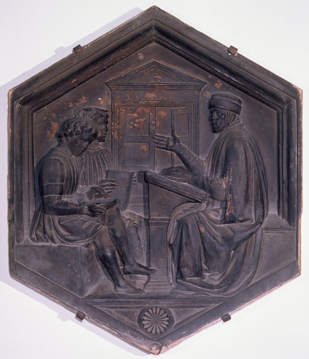 Gramatika, šestihranná dekorativní dlaždice ze série zobrazující Sedm svobodných umění, možná podle návrhů Giotta (asi 1266-1337) asi 1334-48 (mramor) od Andrea Pisano