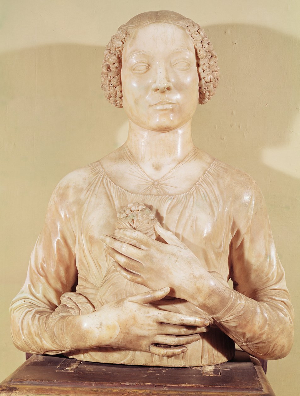 Žena s kyticí, cca 1475-80 (mramor) od Andrea del Verrocchio