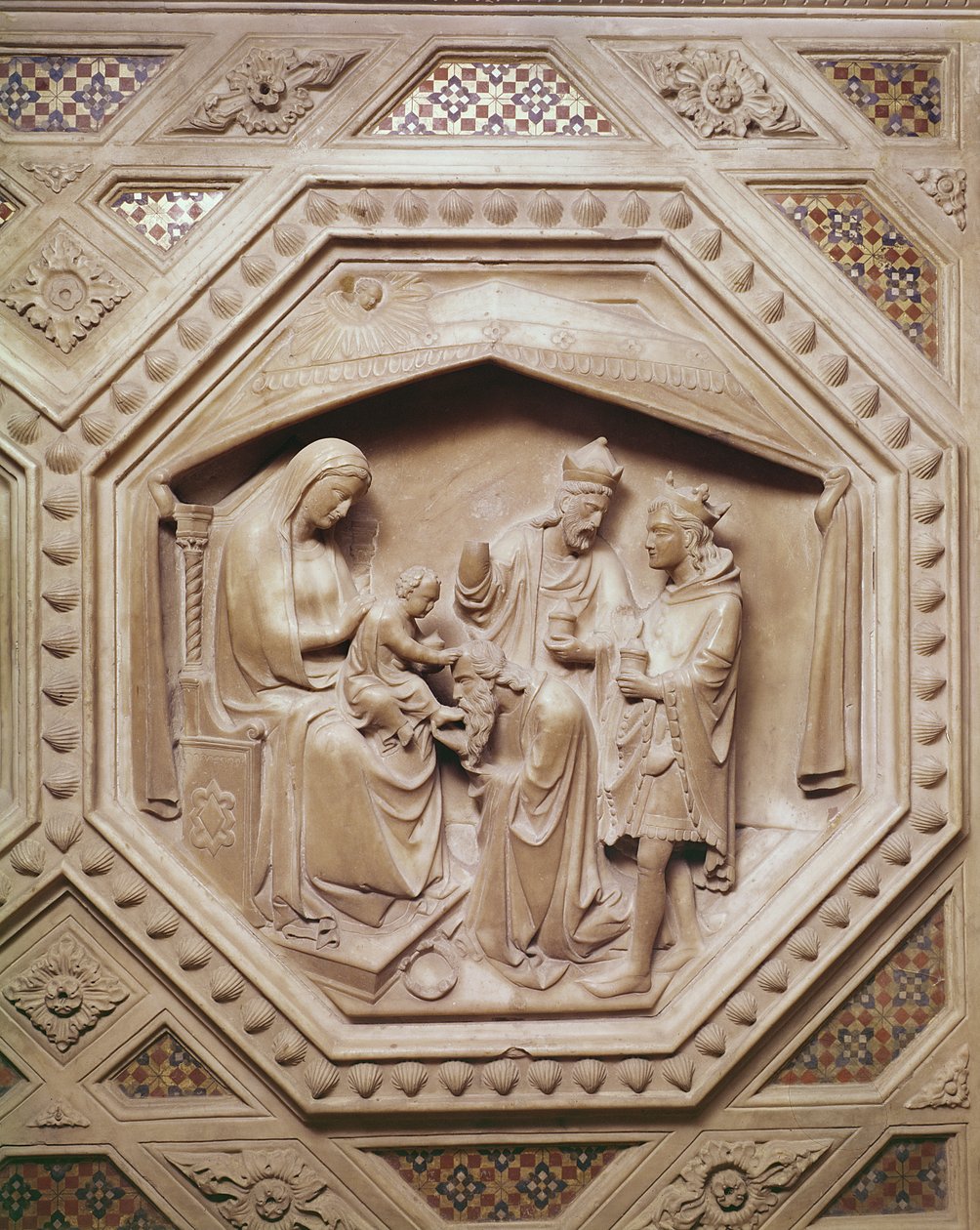 Klanění tří králů, detail ze základny Tabernacle, 1349-59 (mramor) od Andrea di Cione Orcagna