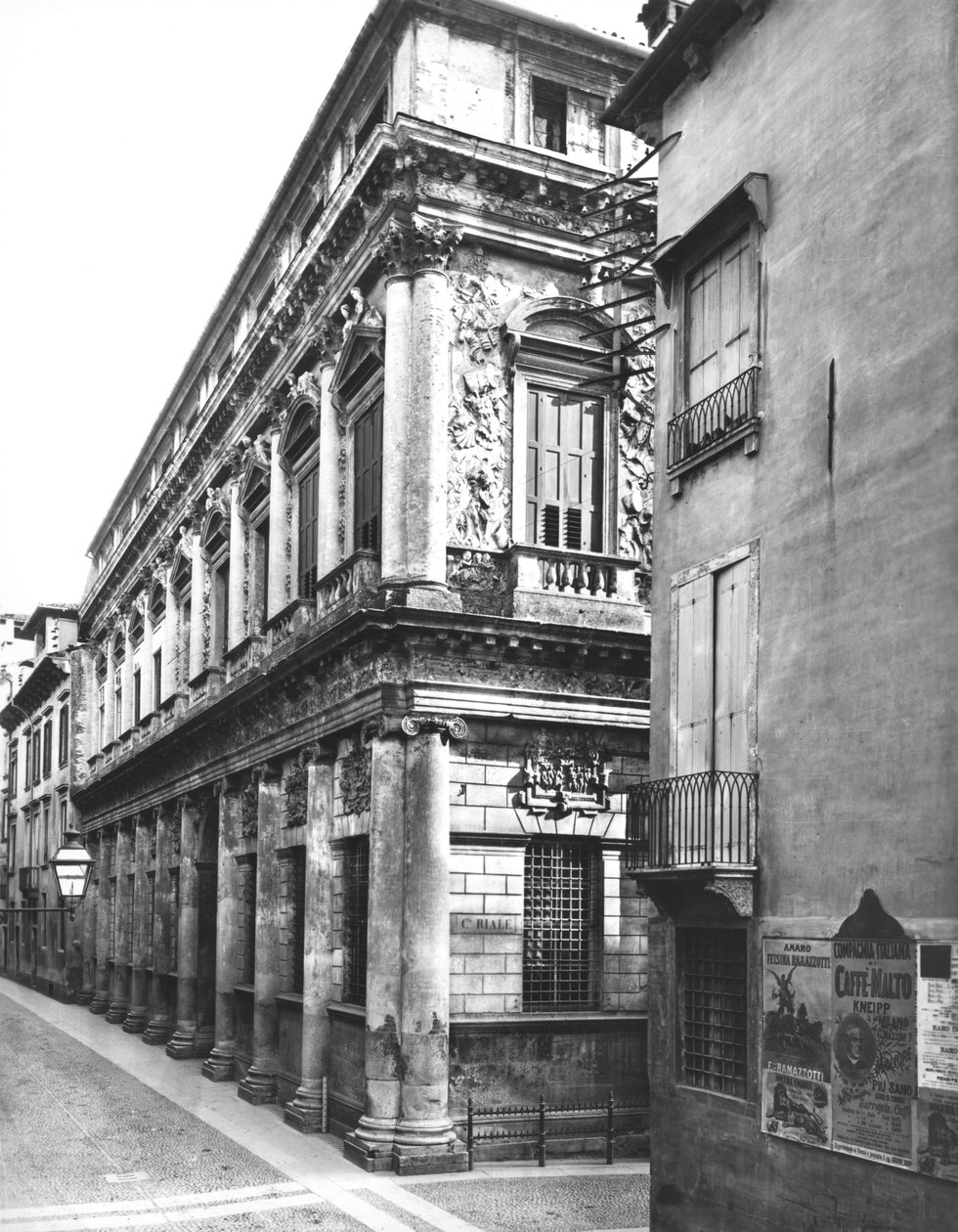 Palazzo Porto-Barbarano, postavený kolem roku 1570-75 od Andrea Palladio