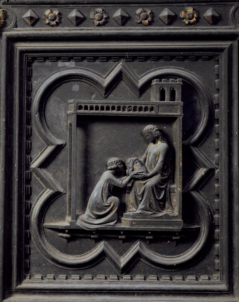 Salome bere hlavu svatého Jana Křtitele své matce Herodiadě, manželce Herodově, osmnáctý panel jižních dveří baptisteria San Giovanni, 1336 (bronz) od Andrea Pisano