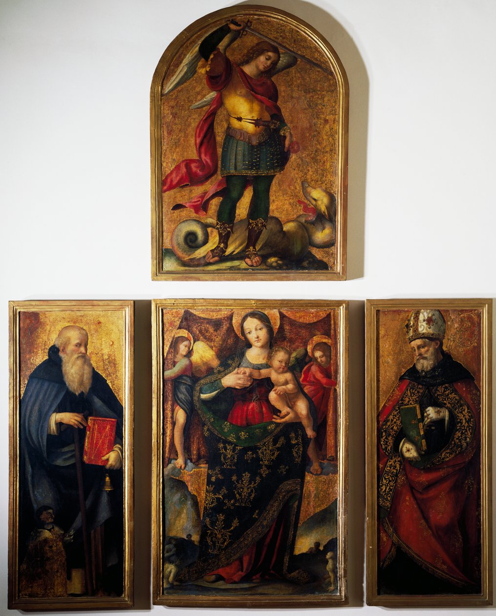 Polyptych s Madonou a svatými, od Andrea Sabatini da Salerno (1480-1530), malba na dřevě. od Andrea Sabatini