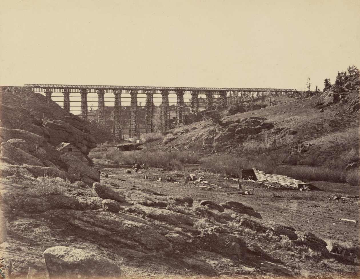 Deska 7. Most přes Dale Creek, celkový pohled,1869 (foto) od Andrew Joseph Russell