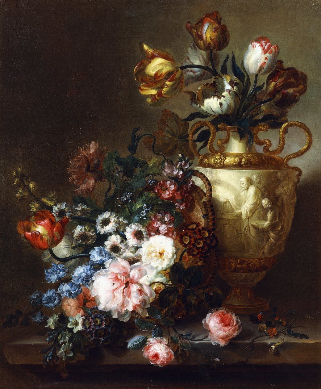 Tulipány ve váze a růže v košíku na kamenné římse, od Ange Louis Guillaume Lesourd Beauregard