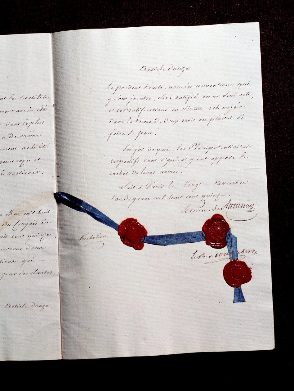 Článek 12 smlouvy z roku 1815 mezi Francií a koalicí. Druhá Pařížská smlouva podepsaná Armandem Emmanuelem de Vignerot du Plessis, vévodou z Richelieu (1766-1822): smlouva předpokládá spolupráci mezi Rakouskem, Spojeným královstvím, Pruskem a Ruskem i od Anonymous Anonymous