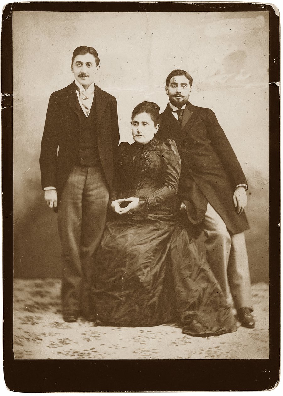 Jeanne Proust rozená Weil (1849-1905) a její dva synové Marcel a Robert (1873-1935), Anonym. Stříbrná želatinová fotografie, cca 1891, soukromá sbírka od Anonymous Anonymous