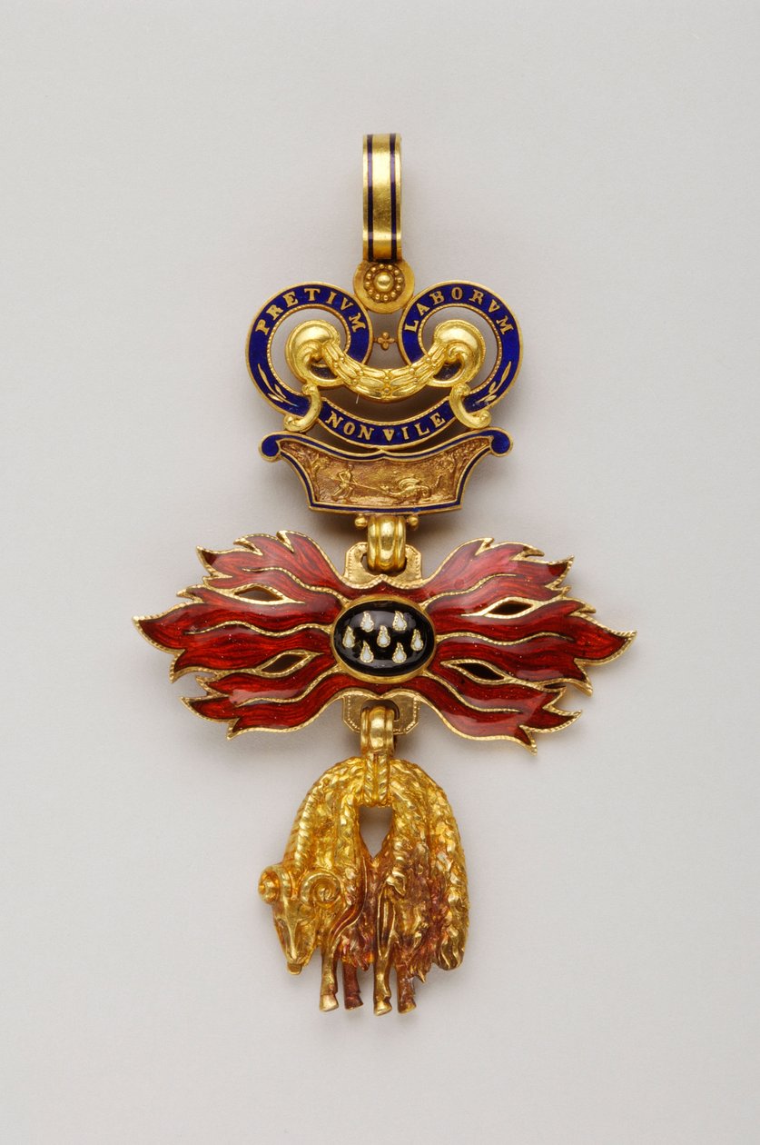 Řád zlatého rouna: Rakouské zlaté rouno - Zmenšený odznak - 1850-1900 - Zlato a smaragdy - V 6,2 cm; Š 4,1 cm; Hmotnost: 20 g - Soukromý odběr od Anonymous Anonymous