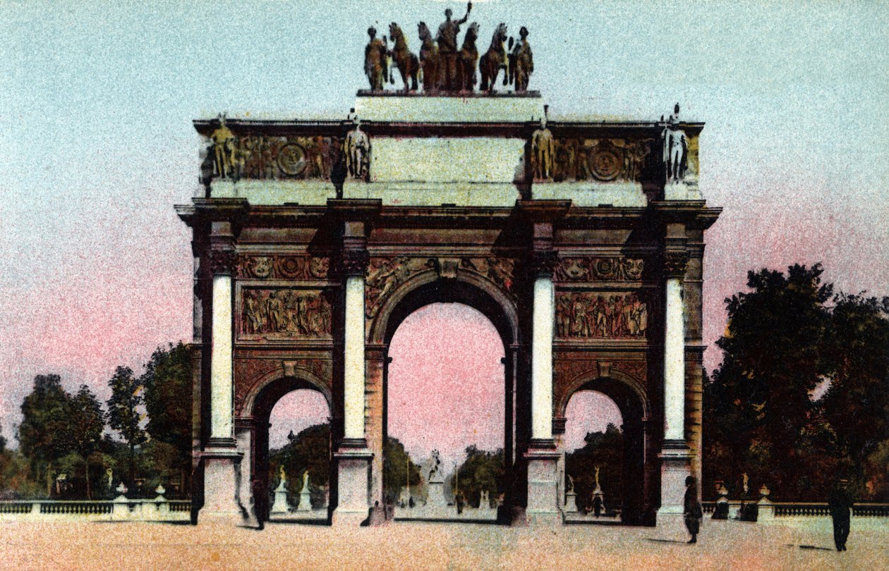 Paříž: pohled na Arc de Triomphe du Carrousel realizovaný Pierrem Francoisem Leonardem Fontainem (1762-1853) a Charlesem Percierem (1764-1838) v roce 1809. Fotografie z roku 1920 v „Uměleckém albu“ města Paříže. Soukromá sbírka. od Anonymous Anonymous