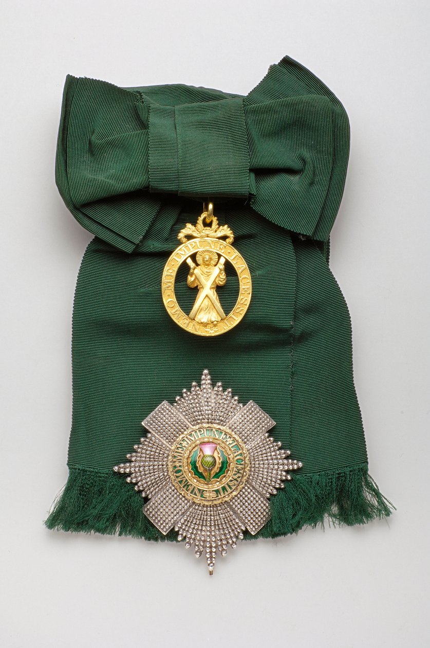 Spojené království – Order of the Thistle – Top: Odznak, model na předpis, vyrobený Johnem Jamesem Eddingtonem (Londýn) od Anonymous Anonymous