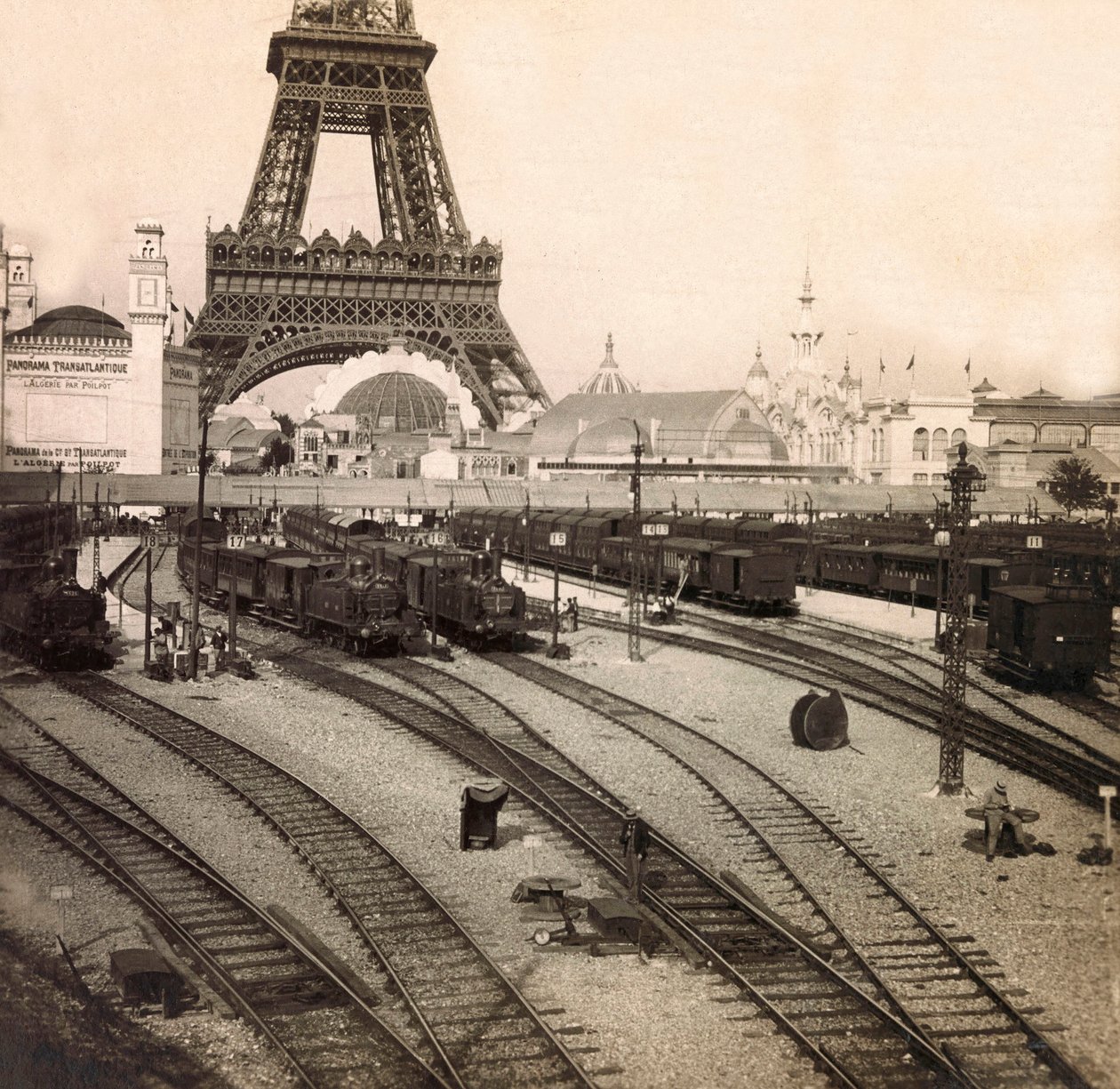 Univerzální výstava roku 1900 - Výstava Universelle de 1900 v Paříži: Stanice Champs de Mars - soukromá sbírka od Anonymous Anonymous