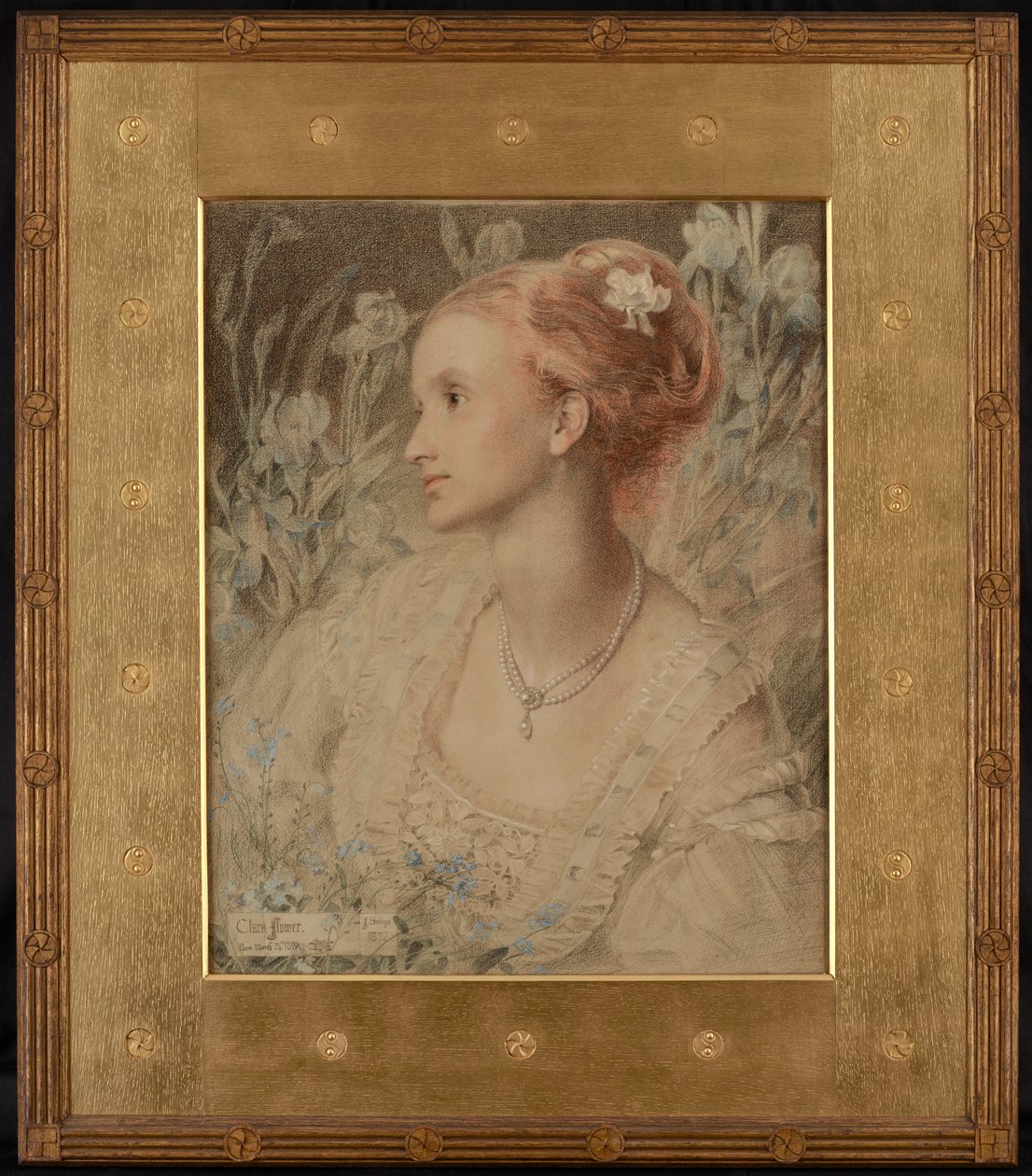 Clara Flower (barevné křídy na krémovém papíře) od Anthony Frederick Augustus Sandys
