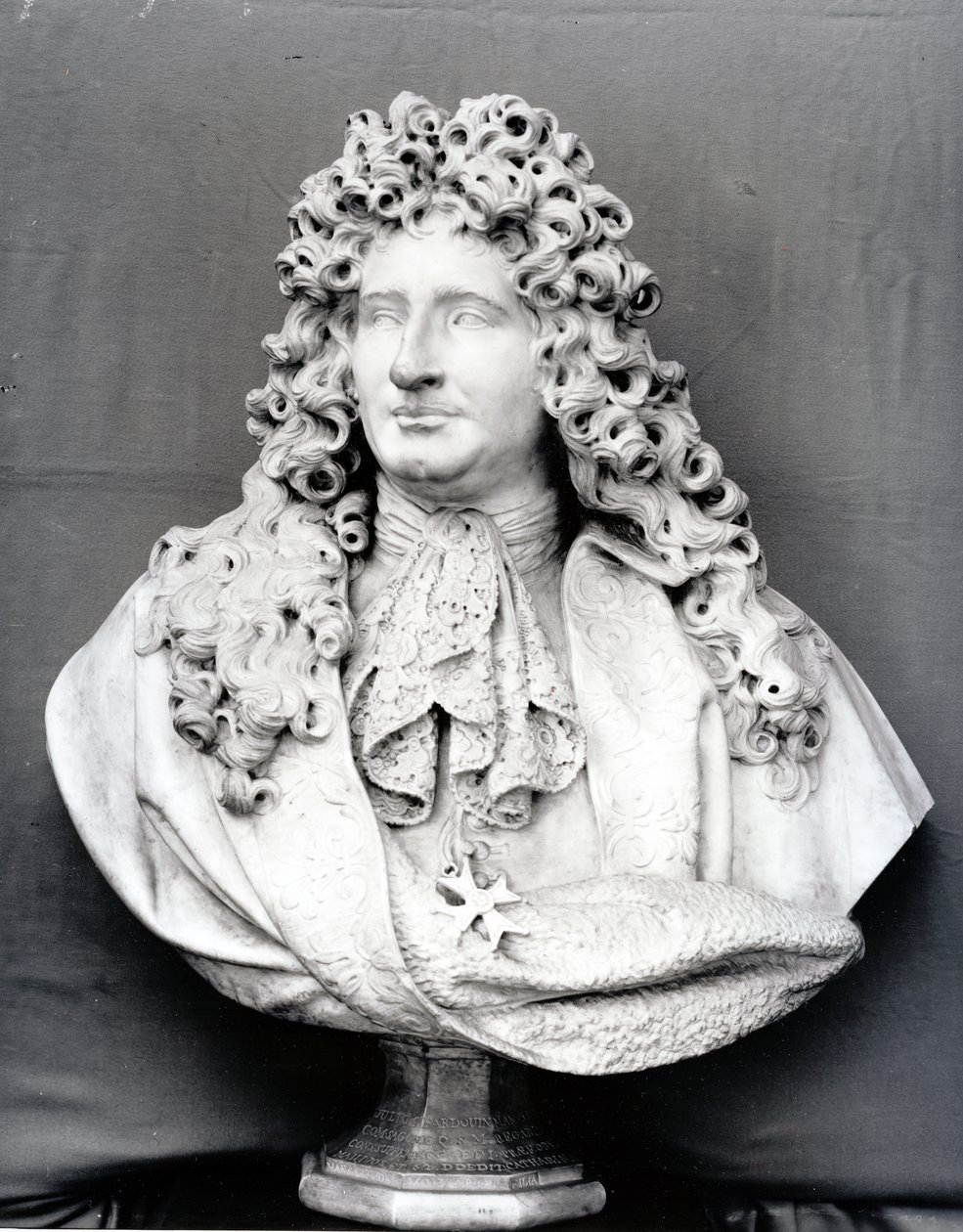 Busta Julese Hardouina Mansarta (1646-1708) 1698 (mramor) od Antoine Coysevox
